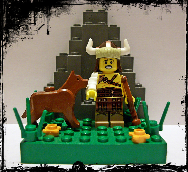 Custom LEGO Minifigure of the Week - Aralez by Silver Fox57