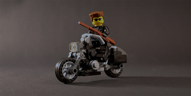 LEGO NEW TERMINATOR ARNOLD SCHWARZENEGGER & MOTORCYCLE MINIFIGURE USA SELLER