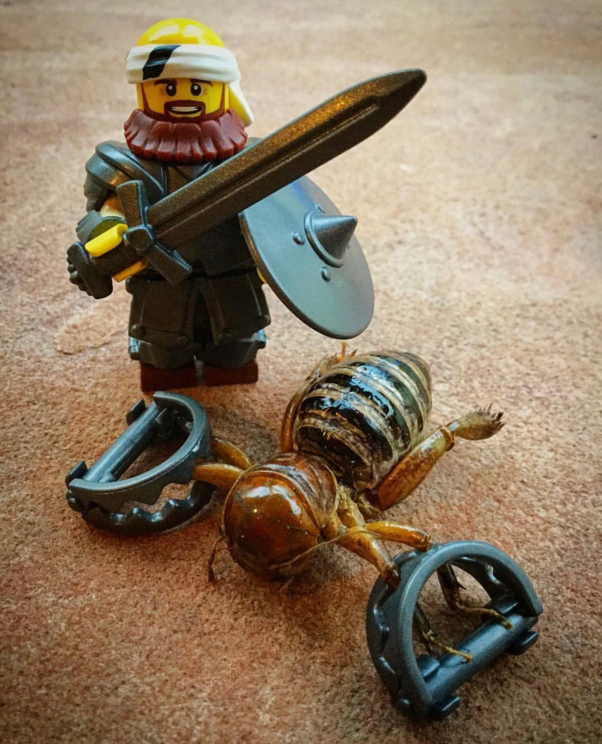 lego cricket minifigure
